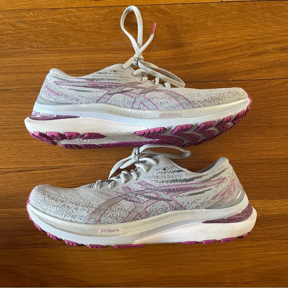 ASICS Gel Kayano 29 Size 9 Sneakers Running Shoes
